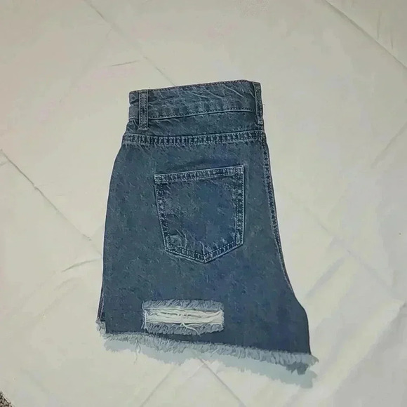 Pretty little thing shorts nwot size usa 6 - Picture 3 of 6